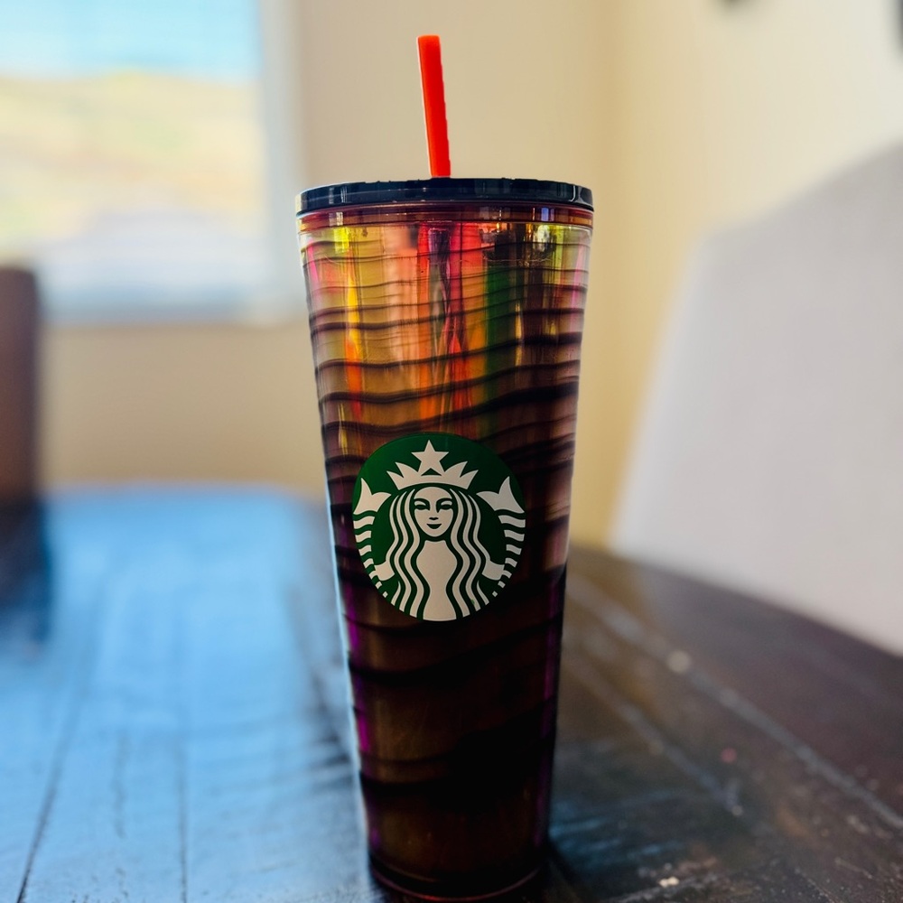 Starbucks Target Exclusive Halloween 2022 Night Stripe Gold 24oz Venti Tumbler